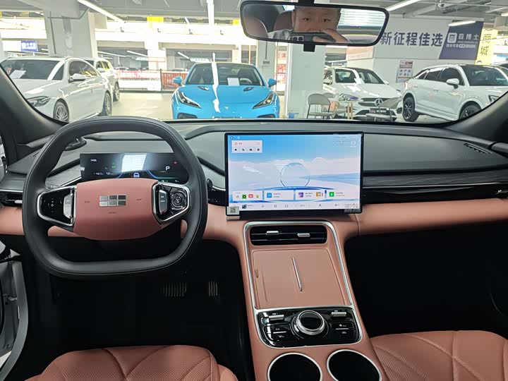 Geely Galaxy L6 2025 2025款 EM-i 60km 启航版