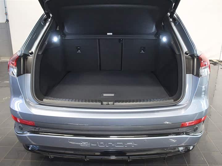 Audi Q4 e-tron 2024 2024款 50 e-tron quattro 创境曜夜版