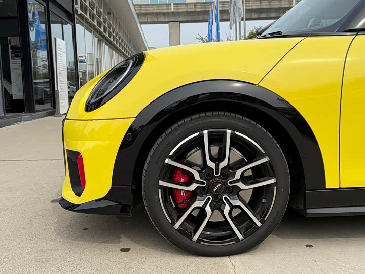 Photo 4 - Mini Mini JCW