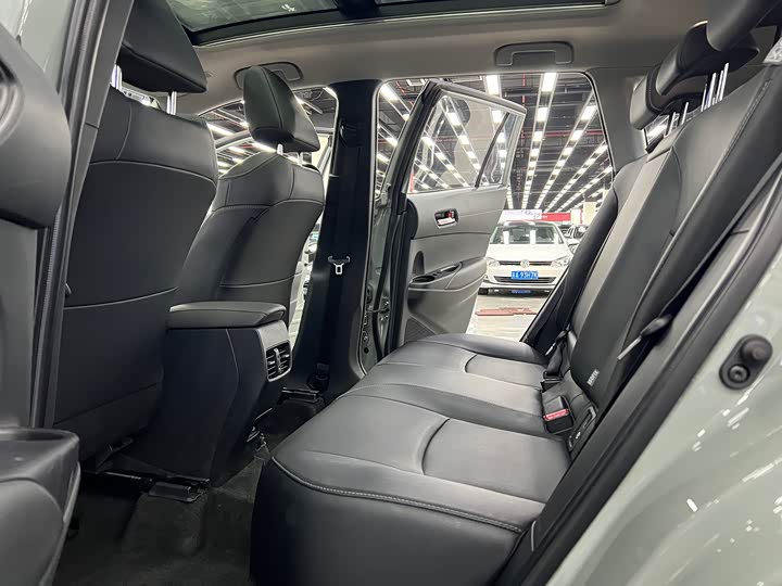 Фото 8 - Toyota Corolla Cross