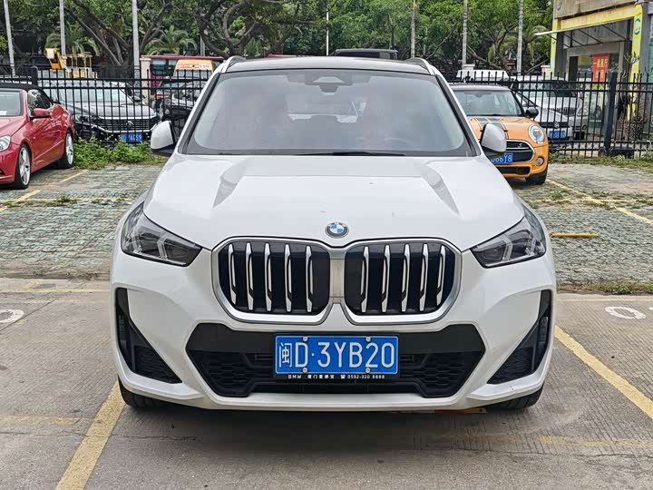 Фото 2 - BMW X1