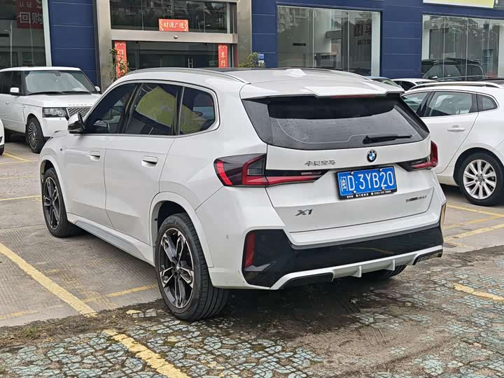 Фото 4 - BMW X1