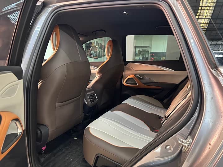 BYD Song Pro Hybrid 2022 2022款 DM-i 51km 豪华型
