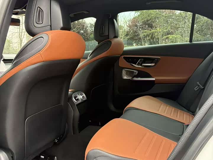Фото 7 - Mercedes-Benz C-Class