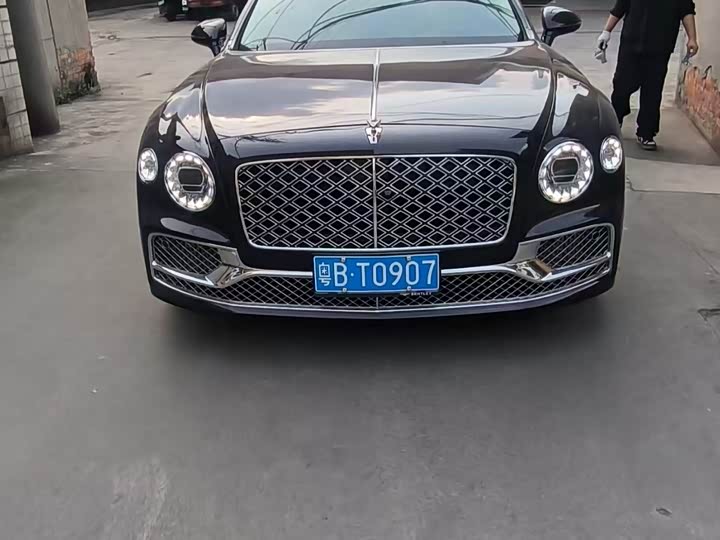 Bentley Flying Spur 2024 2024款 4.0T V8 标准版
