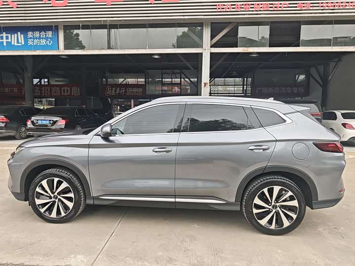 Фото 4 - BYD Song Plus Hybrid/EV
