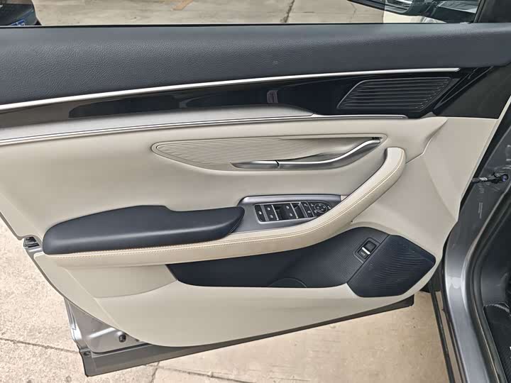 Фото 8 - BYD Song Plus Hybrid/EV