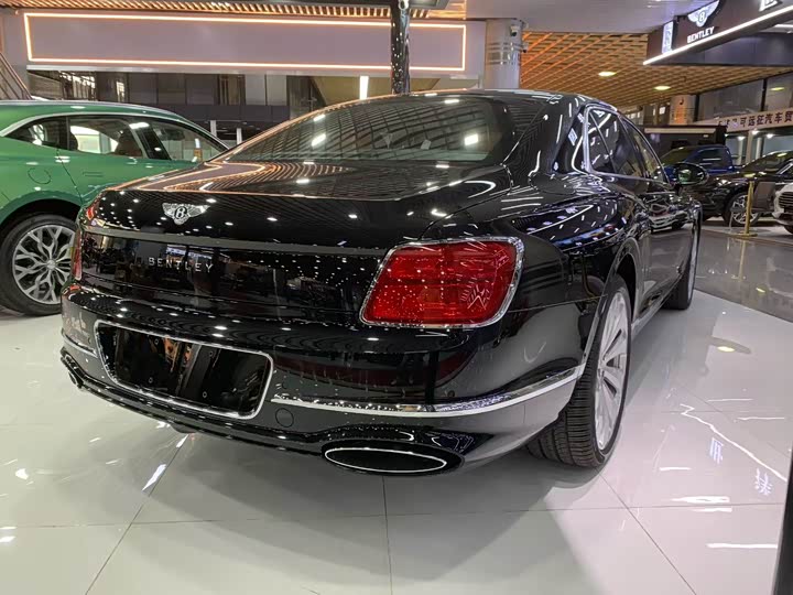 Bentley Flying Spur Hybrid 2026 2026款 4.0T V8 标准版