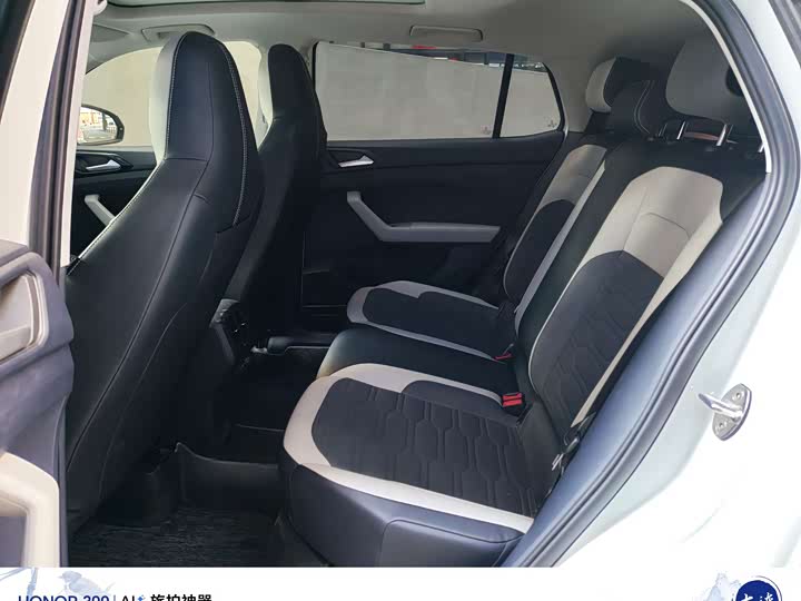 Volkswagen Tharu 2025 2025款 新锐 1.5L 锐意版