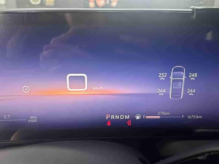 Buick GL8 Century 2025 2025款 2.0T 六座蕴世版