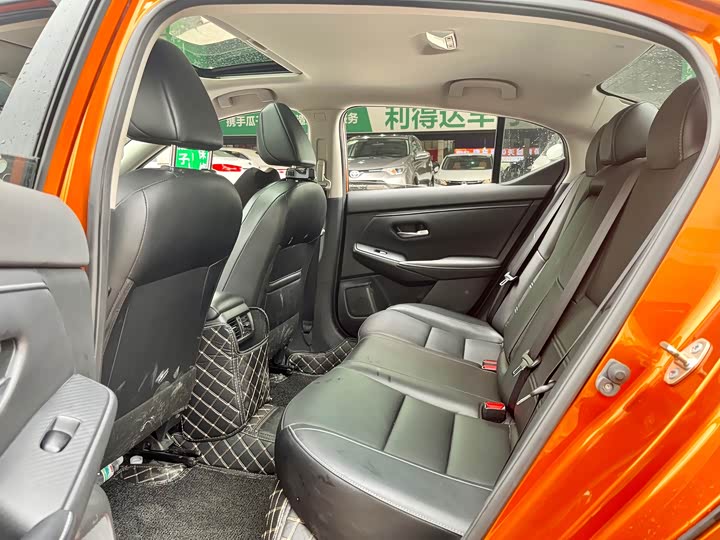 Zdjęcie 7 - Nissan Sylphy