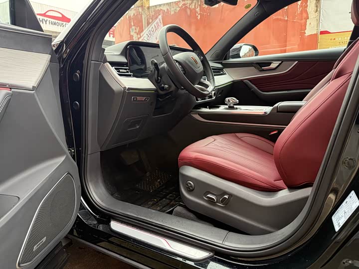 Hongqi HS5 2025 2025款 2.0T 两驱玄影版