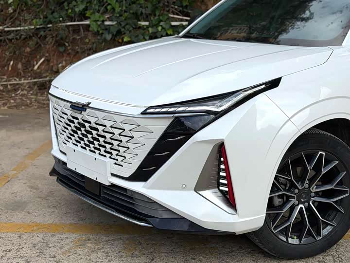 Changan Oshan Z6 2023 2023款 蓝鲸 1.5T DCT智领型