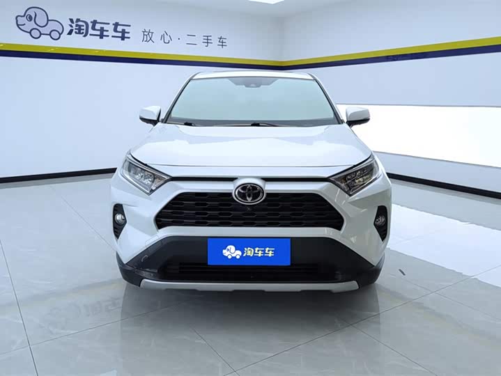 Toyota RAV4 2021 2021款 2.0L CVT两驱风尚PLUS版