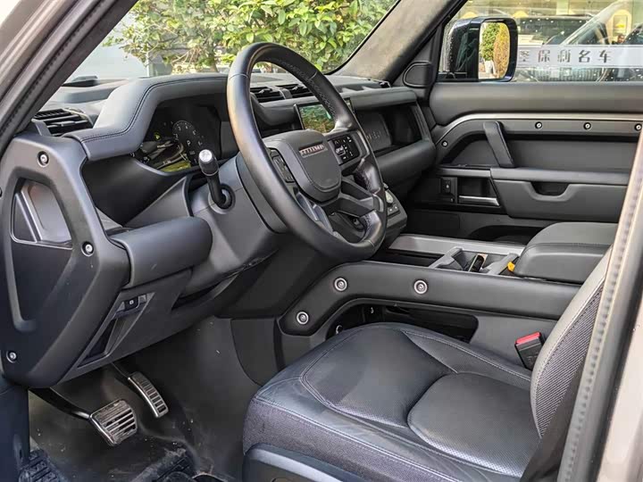 Zdjęcie 4 - Land Rover Defender