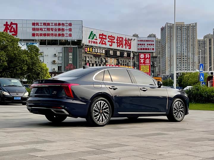Zdjęcie 7 - Hongqi H5