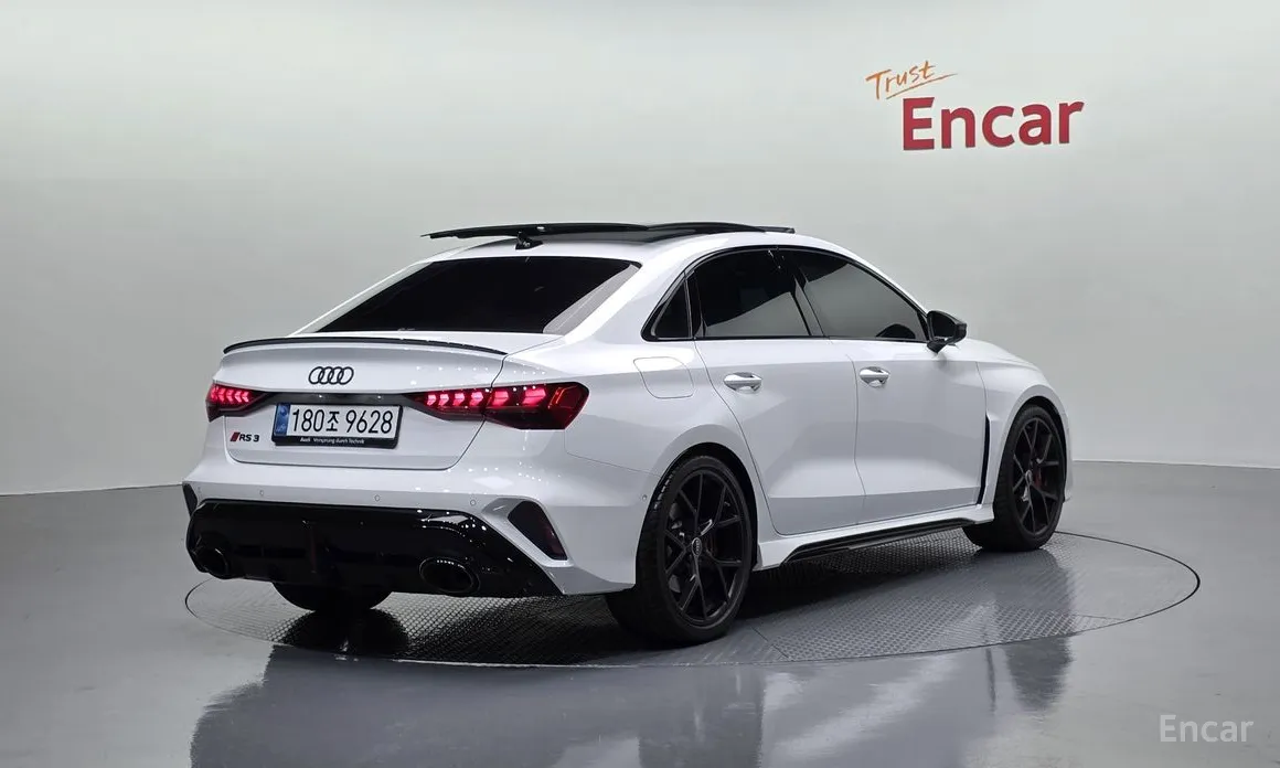 Audi RS 3 2023 2.5 TFSI Quattro