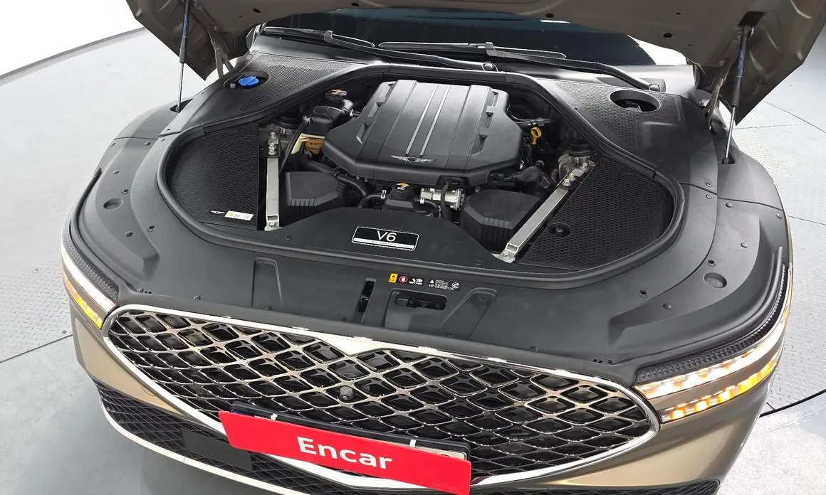 Фото 6 - Genesis G90