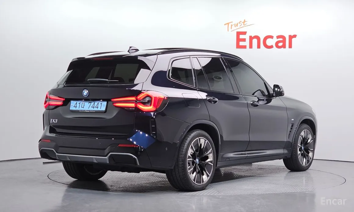 BMW iX3 2021 M Sports