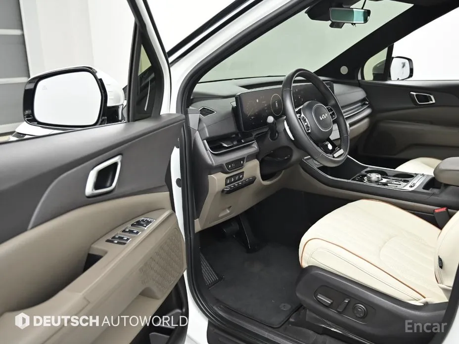 Фото 11 - Kia Carnival