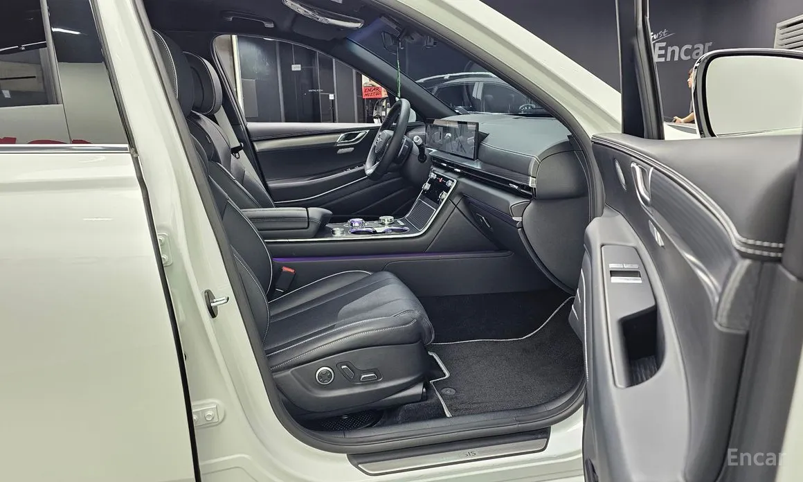 Genesis GV80 2023 2.5T Gasoline AWD