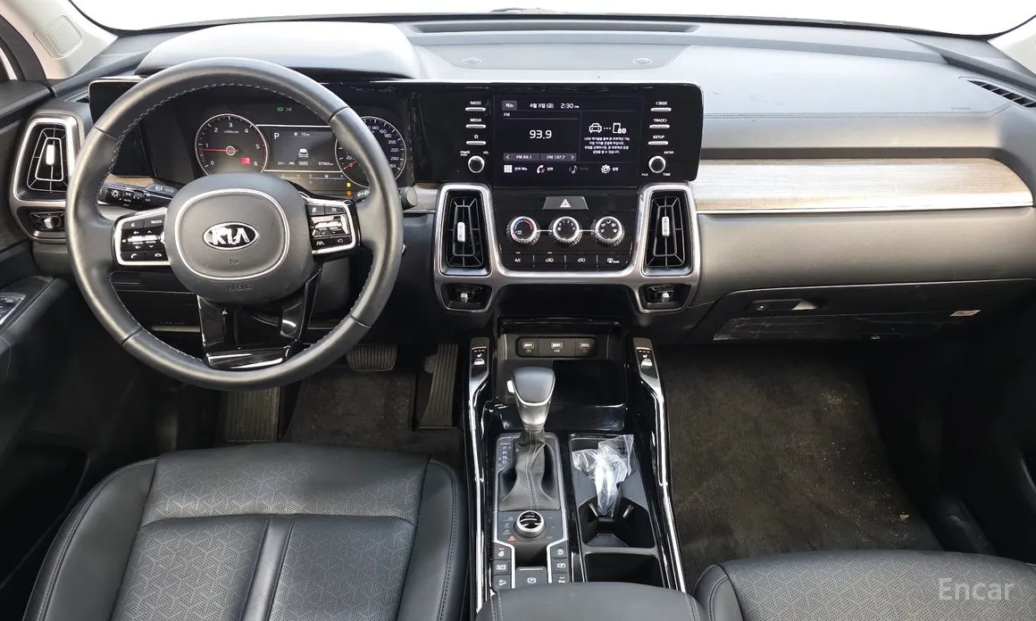 Фото 7 - Kia Sorento