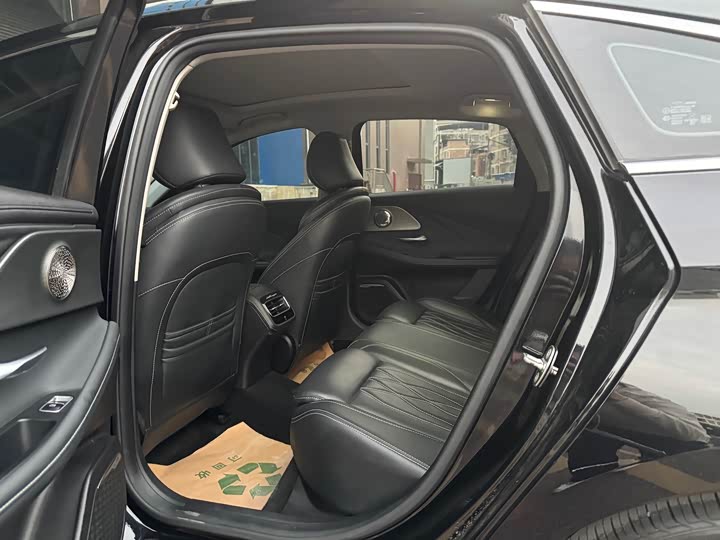 Фото 8 - Chery Arrizo 8