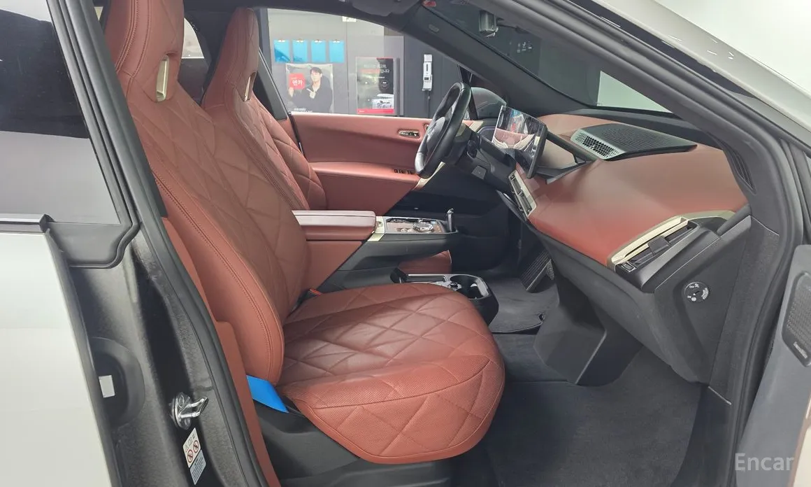 BMW iX 2021 xDrive M60