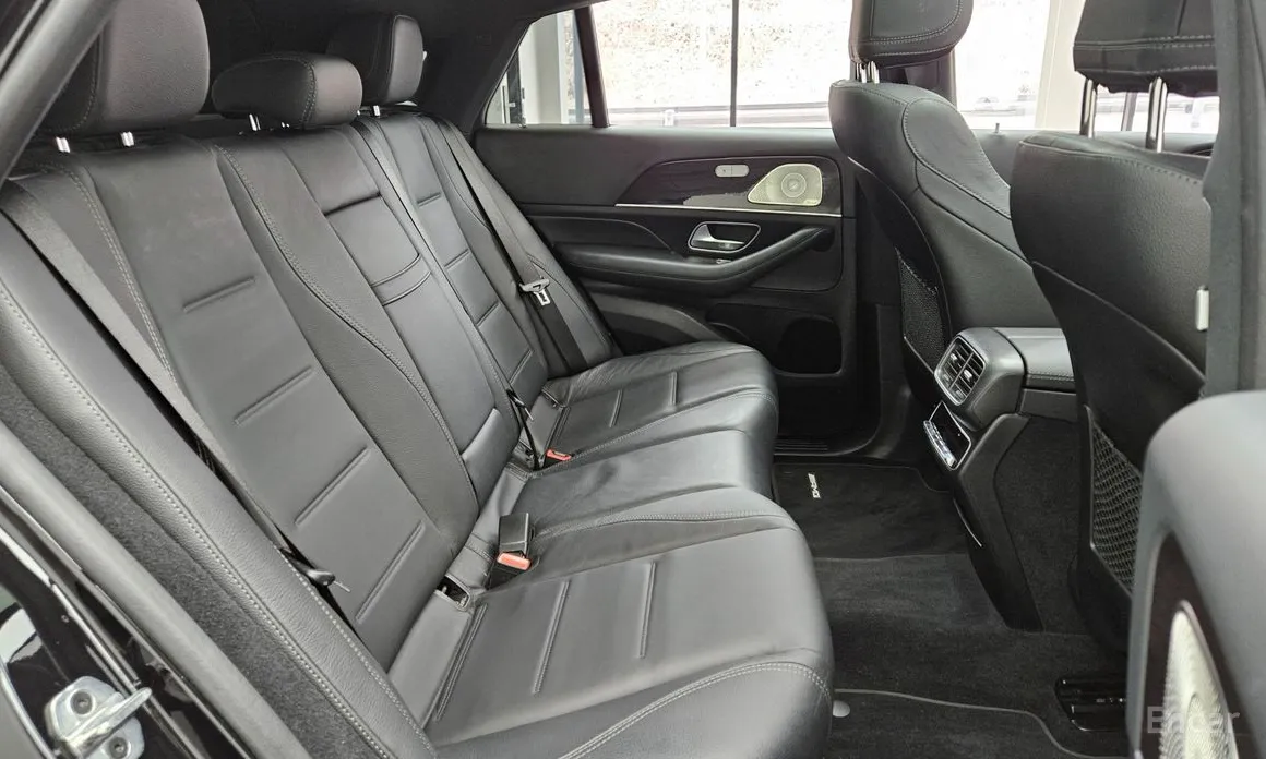 Фото 12 - Mercedes-Benz GLE-Class