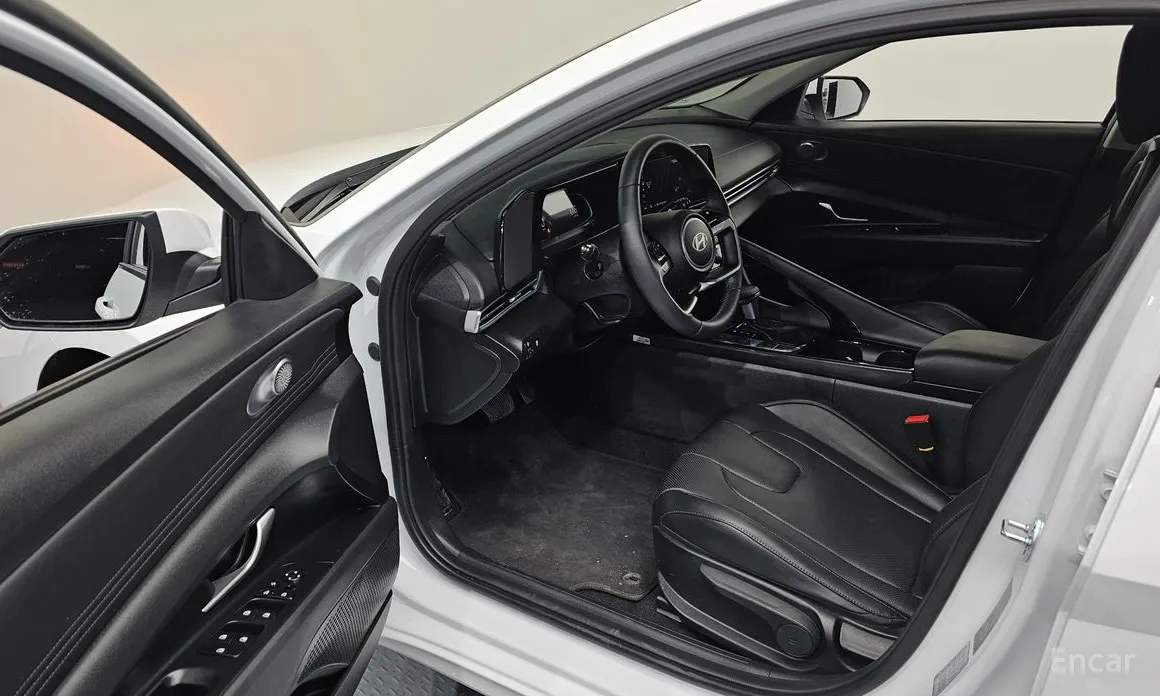 Hyundai Avante 2023 1.6
