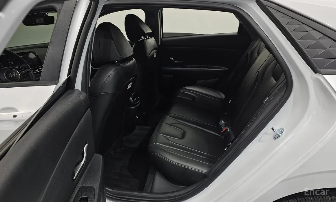 Hyundai Avante 2023 1.6