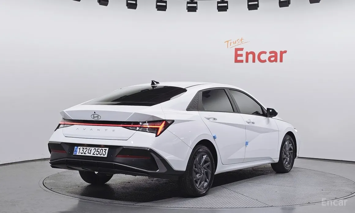 Hyundai Avante 2023 1.6