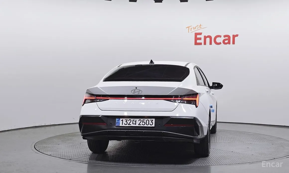Hyundai Avante 2023 1.6