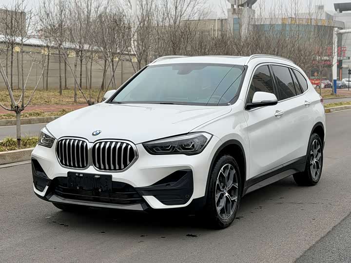 Zdjęcie 1 - BMW X1