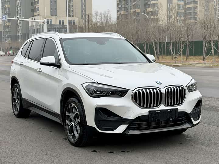 Zdjęcie 3 - BMW X1