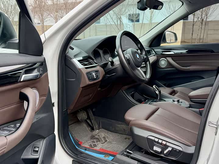 Zdjęcie 4 - BMW X1