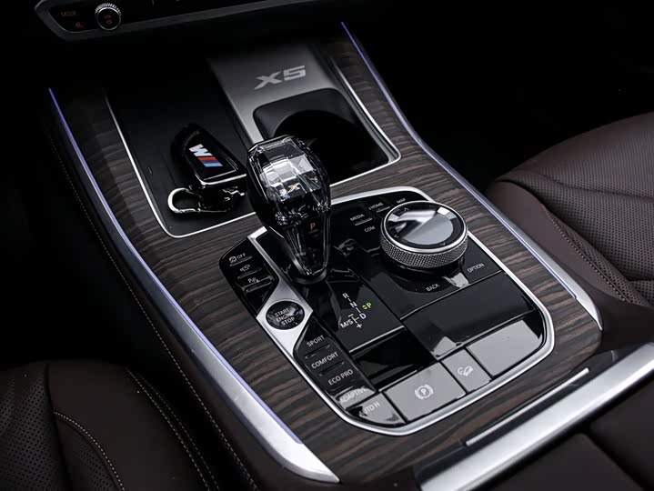 Фото 9 - BMW X5
