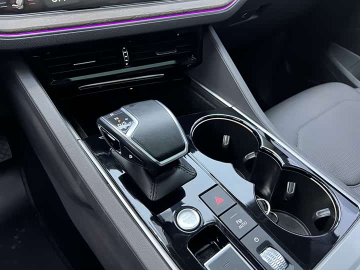 Volkswagen Touareg 2022 2022款 3.0TSI 锐享版 曜黑运动套装