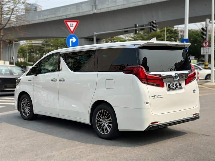 Toyota Alphard 2021 2021款 双擎 2.5L 尊贵版