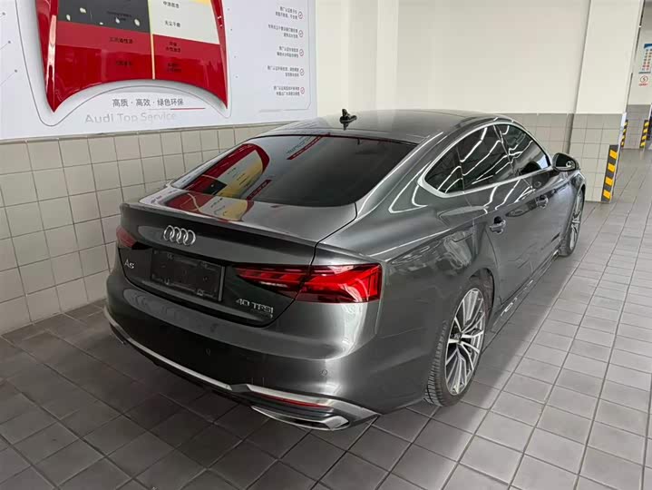 Фото 4 - Audi A5