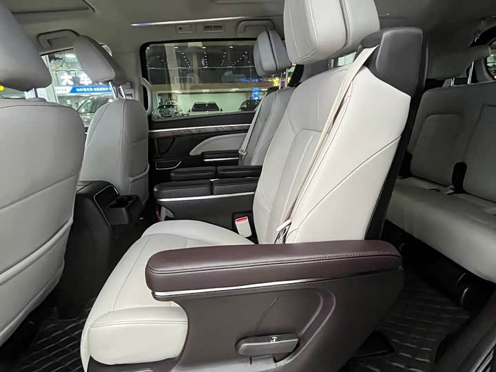 Zdjęcie 5 - GAC Trumpchi M8