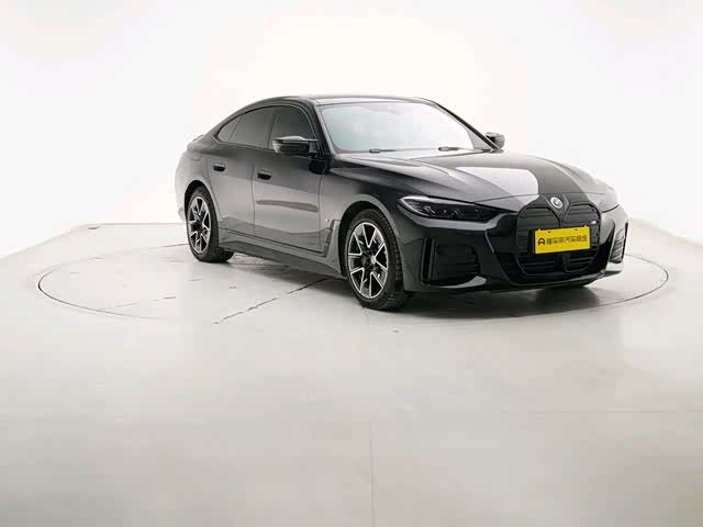2023 BMW i4