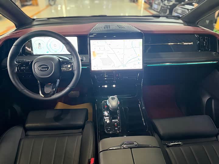 GAC Trumpchi M8 2025 2025款 宗师系列 超级混动版