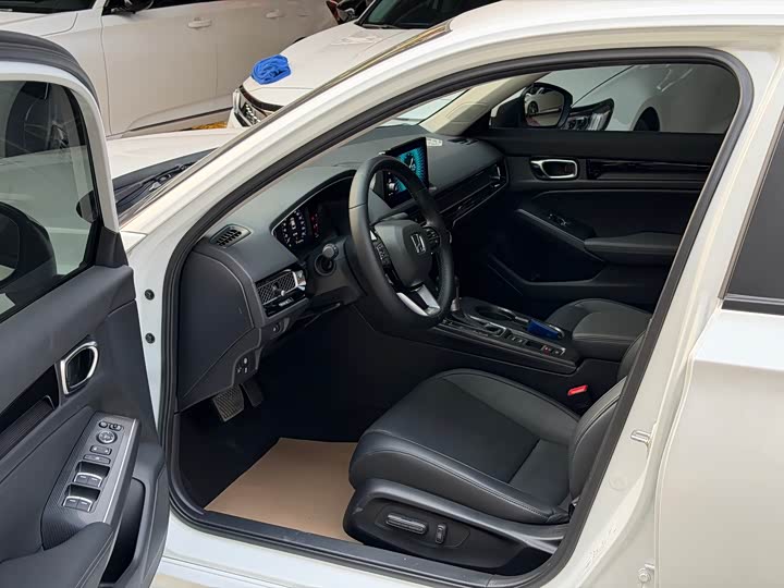 Honda Integra 2023 2023款 240TURBO CVT豪华版