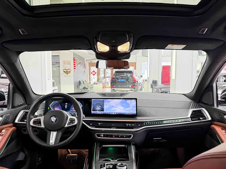 BMW X7 2023 2023款 xDrive40i 尊享型M运动套装