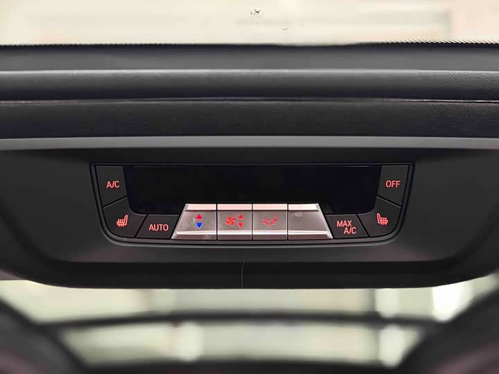 BMW X7 2023 2023款 xDrive40i 尊享型M运动套装