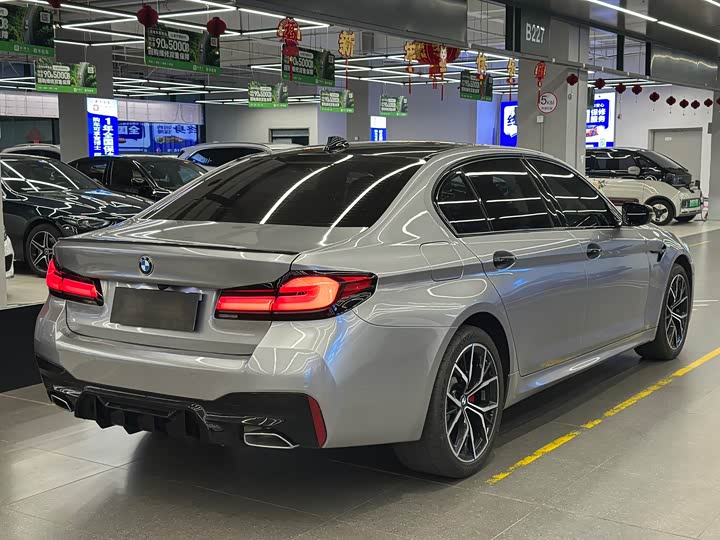 Фото 7 - BMW 5 Series