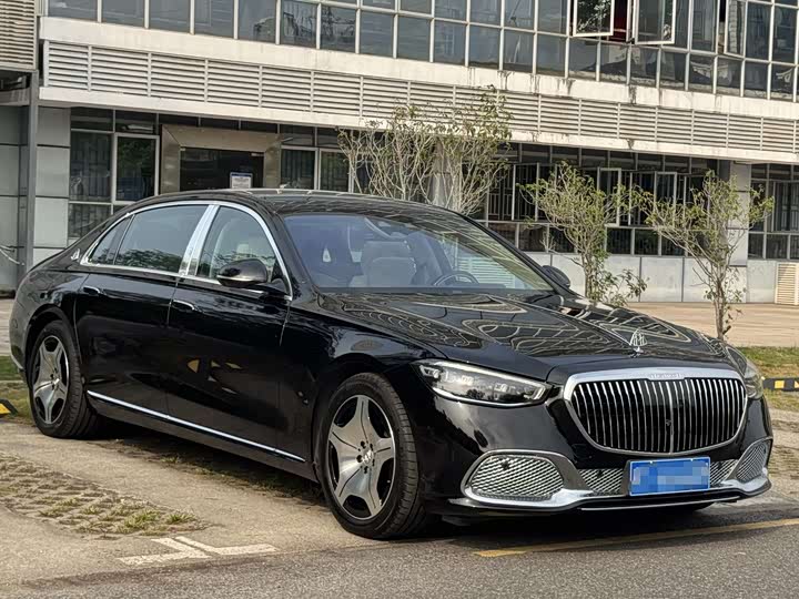 Zdjęcie 2 - Mercedes-Benz Maybach S-Class