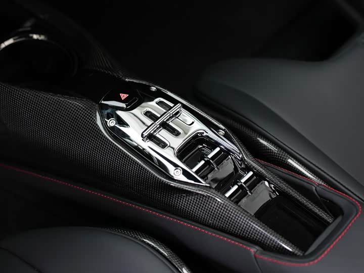 Ferrari SF90 2021 2021款 3.9T V8 Spider