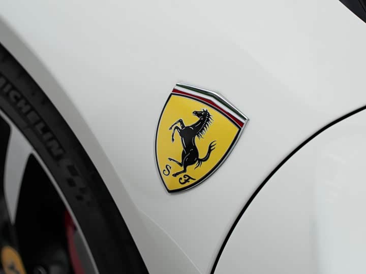 Ferrari SF90 2021 2021款 3.9T V8 Spider